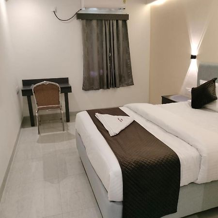 Hotel Paramount Visakhapatnam Eksteriør billede