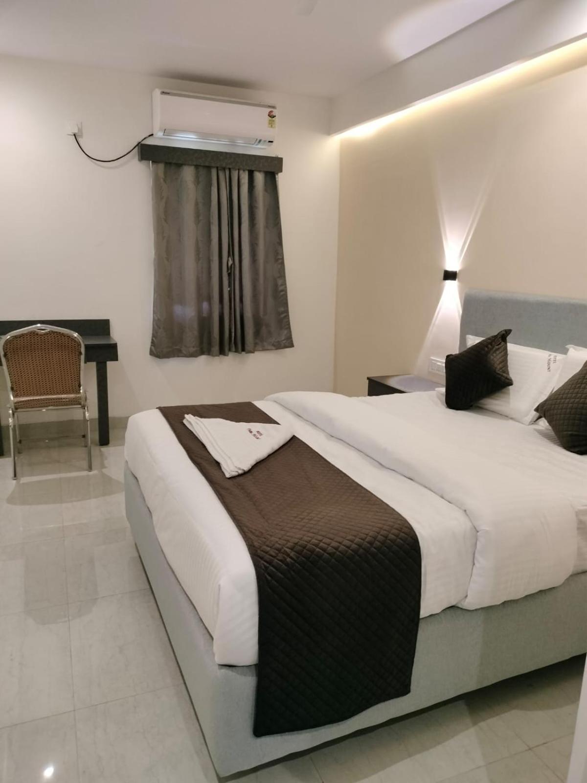 Hotel Paramount Visakhapatnam Eksteriør billede