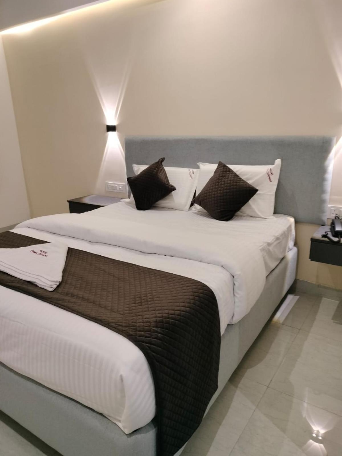 Hotel Paramount Visakhapatnam Eksteriør billede